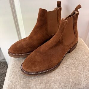 Steve Madden Brown Suede Ankle Booties